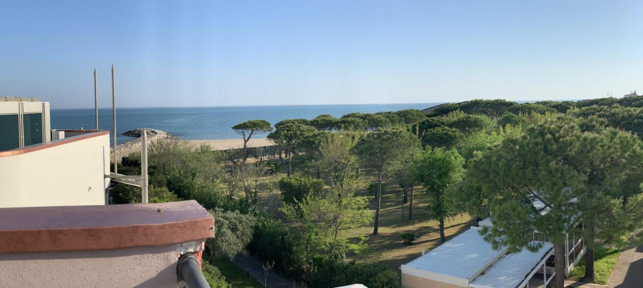 Eurobeach Residence カヴァッリーノ・トレポルティ エクステリア 写真