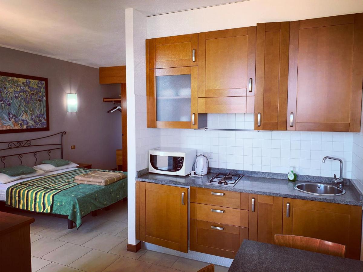 Eurobeach Residence カヴァッリーノ・トレポルティ エクステリア 写真