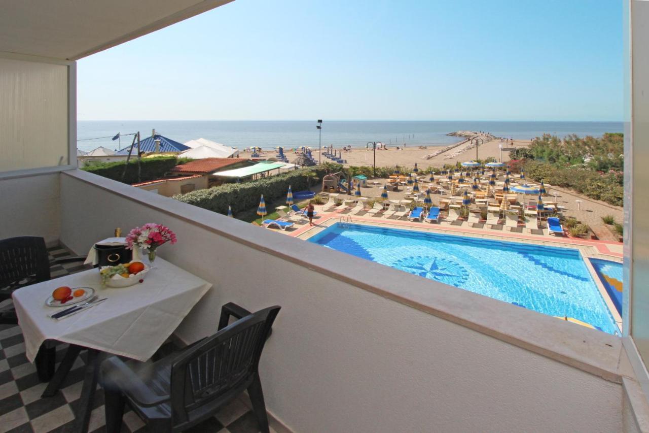 Eurobeach Residence カヴァッリーノ・トレポルティ エクステリア 写真
