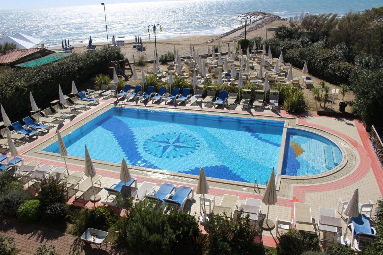 Eurobeach Residence カヴァッリーノ・トレポルティ エクステリア 写真