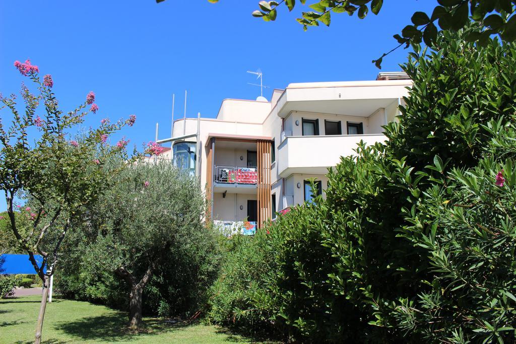 Eurobeach Residence カヴァッリーノ・トレポルティ エクステリア 写真