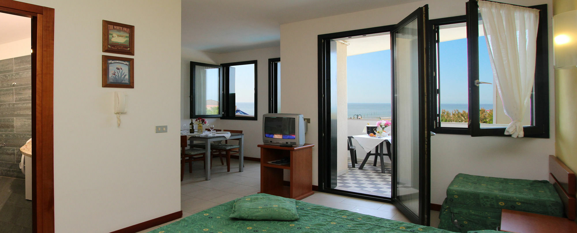 Eurobeach Residence カヴァッリーノ・トレポルティ エクステリア 写真
